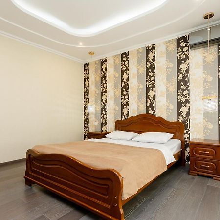 3Bd-2Bth Apartment In Tbilisi City Center 외부 사진