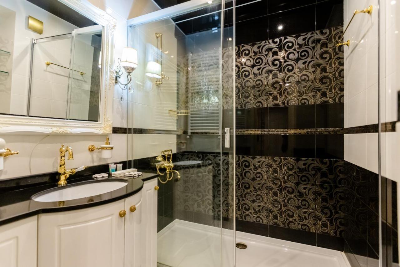 3Bd-2Bth Apartment In Tbilisi City Center 외부 사진