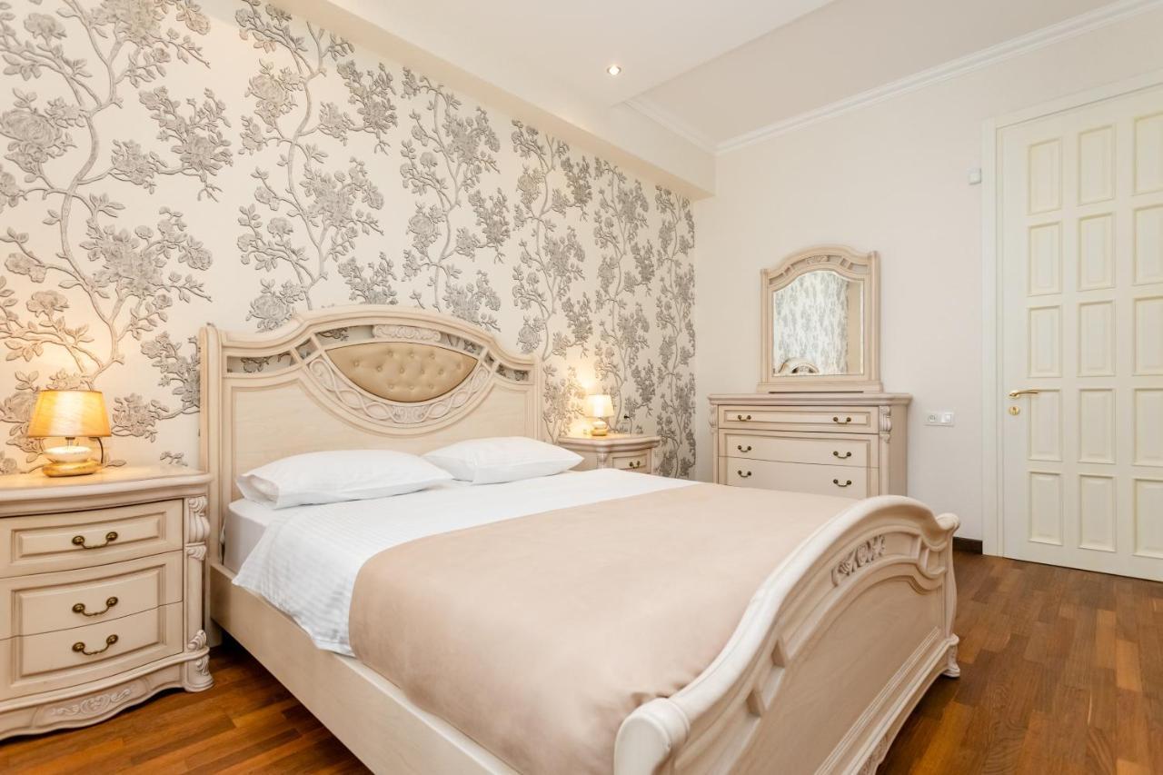 3Bd-2Bth Apartment In Tbilisi City Center 외부 사진